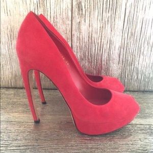 Alexander Mcquen Suede Red Pumps
